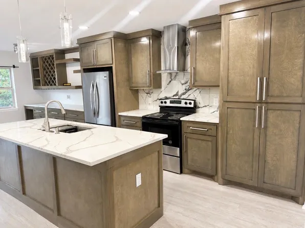 14401 Misty Meadow Ln, Houston, TX 77079