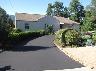 2029 Burma Rd, Salem, VA 24153