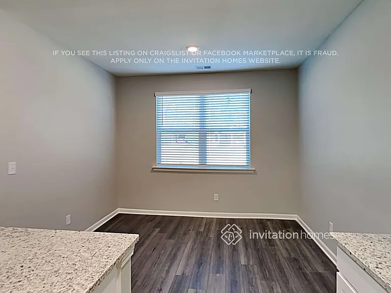 117 Webster Cir — Photo 6