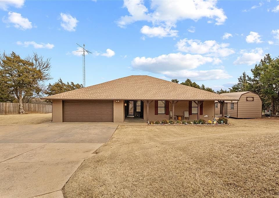 1st image of 10343 N 2432nd Cir