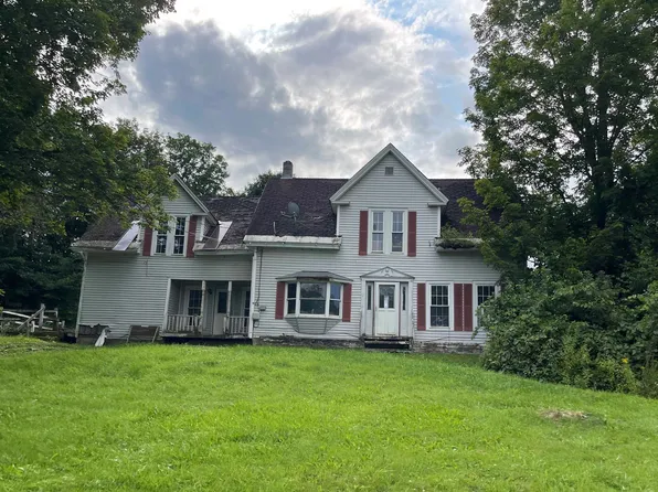 2612 Glover Street, Glover, VT 05839