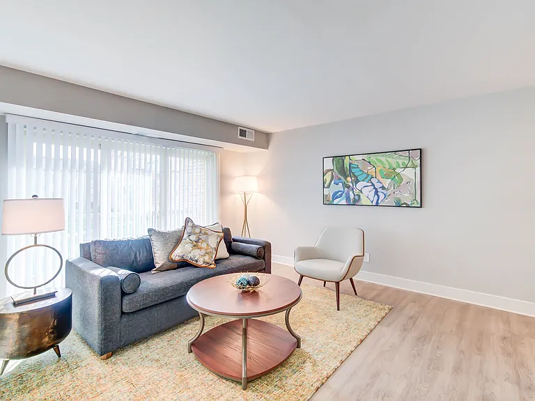 Spacious Living/Dining Areas | Creekside Village | Affordable Alexandria VA Apartments