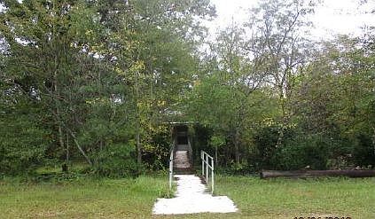 1st image of 721 N Park Dr