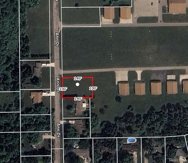 2nd image of 3844 Ann Dr
