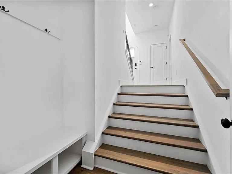 3381 Macaiva Aly — Photo 7
