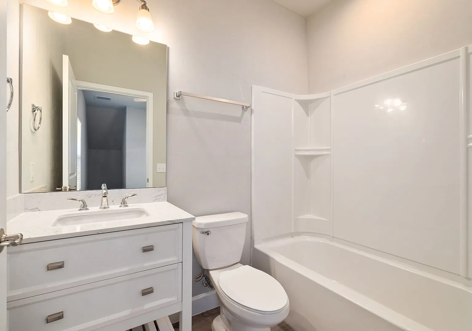 The Reef Townhome Now Leasing For Fall 2027! — Photo 1