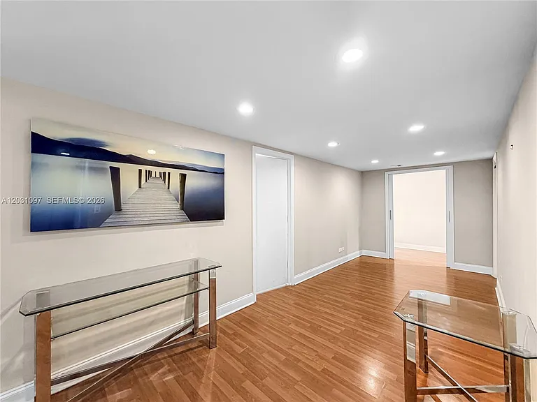 1800 NE 114th St #1607 — Photo 13