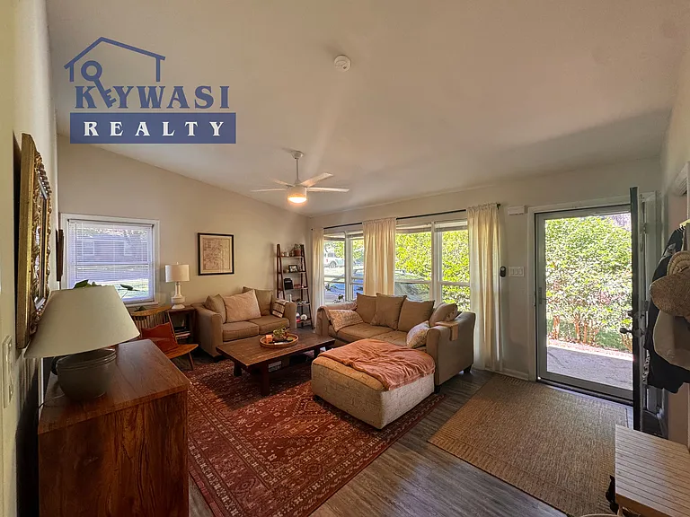 1022 Tracy Dr — Photo 11