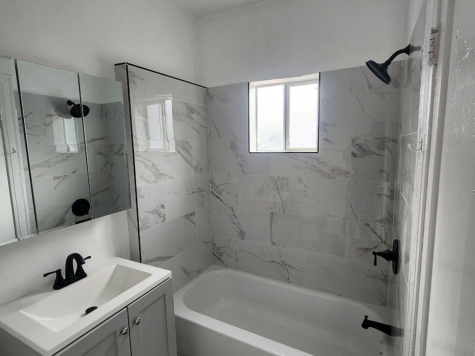 1st image of 12636 S Figueroa St