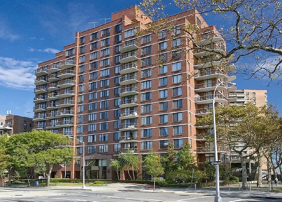 1st image of 3111 Ocean Pkwy APT 4B