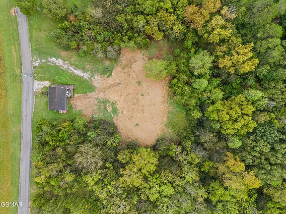 3rd image of 9726 Clift Rd