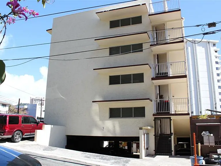 1419 Ernest St — Photo 9