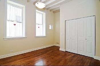 5th image of 1357 N Wolcott Ave