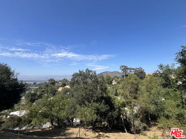 7247 Sunnydip Trl, Los Angeles, CA 90068