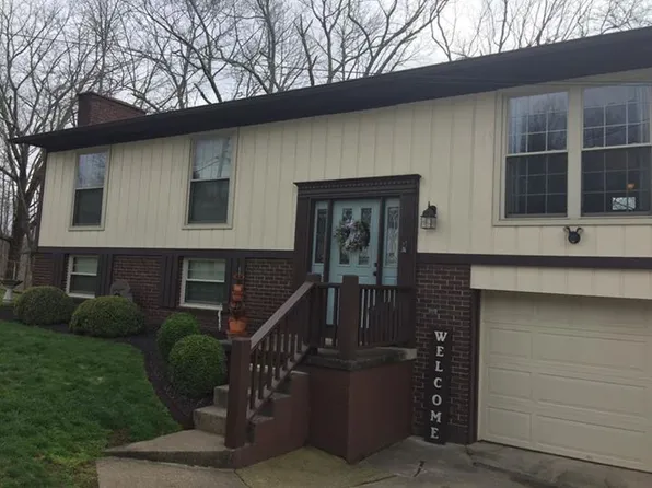 105 Sunset St, Spencer, WV 25276