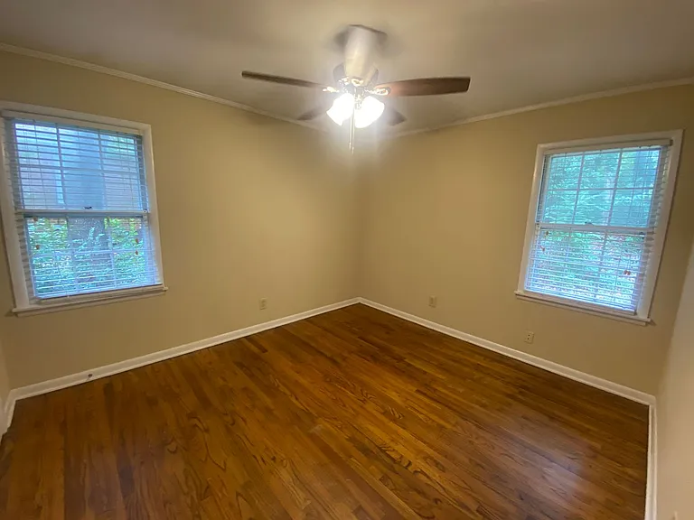 1004 E Magnolia Ave — Photo 12