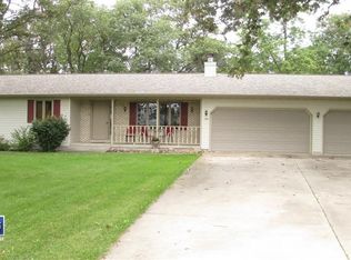 500 Oak View Meadow Ct, Amherst, WI 54406