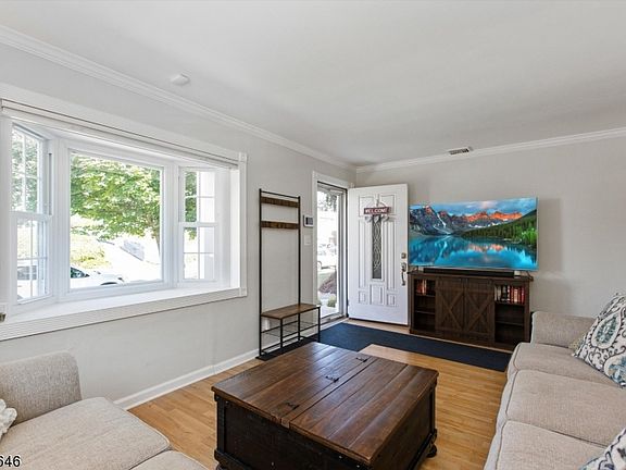 2nd image of 84 Evergreen Ave