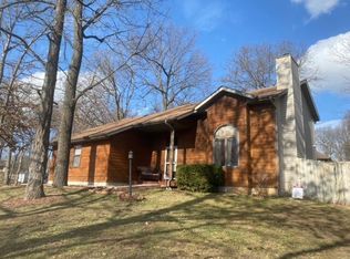 2810 S Eldon Ave, Springfield, MO 65807