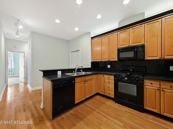 5th image of 4620 N Beacon St Unit 2S