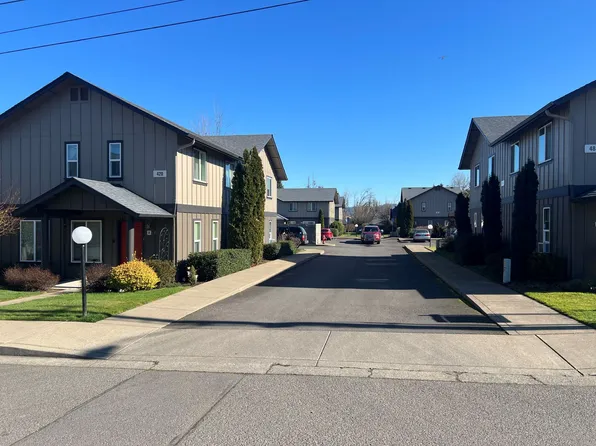 436 Holbrook Ln APT C, Creswell, OR 97426