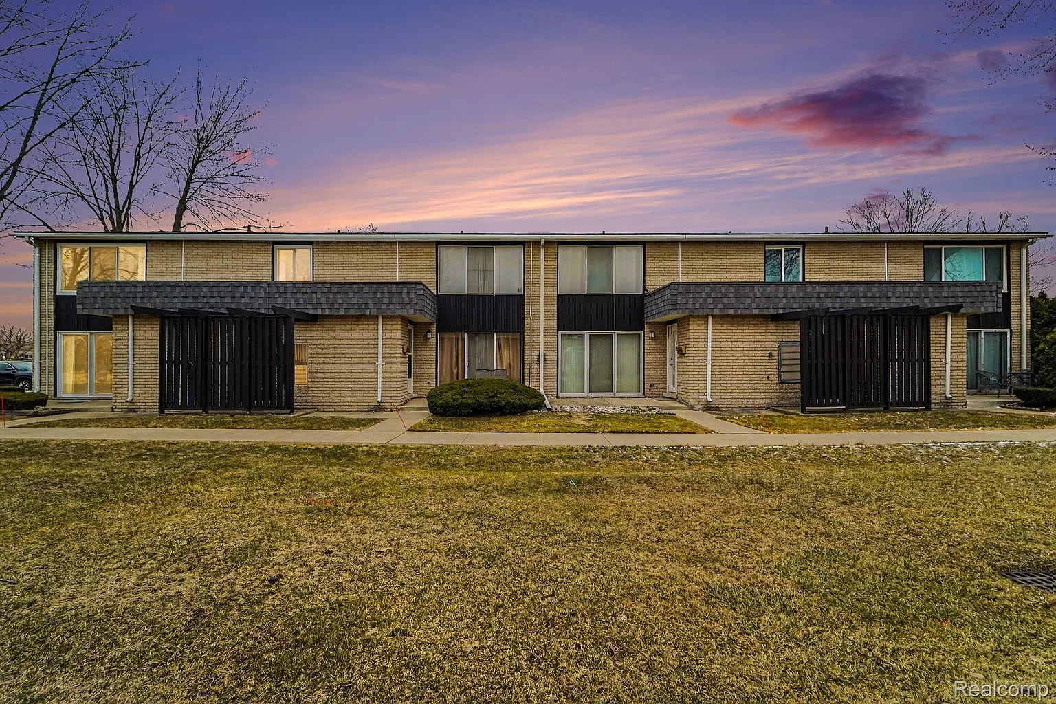 8691 Kennedy Cir Unit 4 photo 1