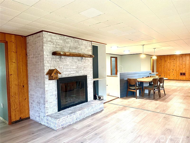 4th image of 27105 K Place