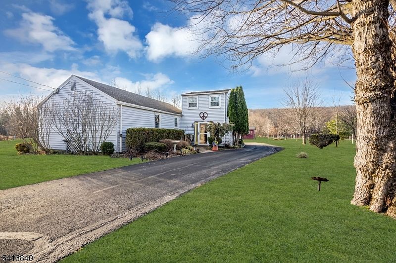 1st image of 160 Stanton Rd