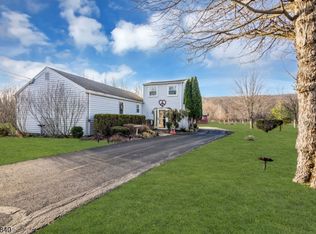 160 Stanton Rd, Flemington, NJ 08822