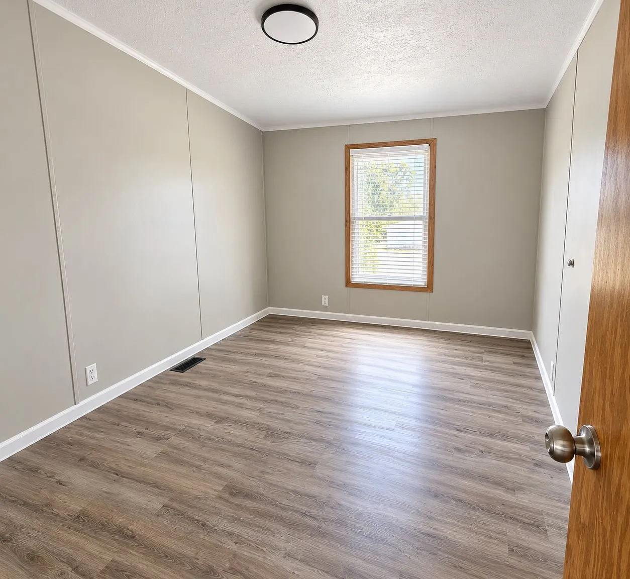 3 bed, 1512 sqft, $1,118 — Photo 3