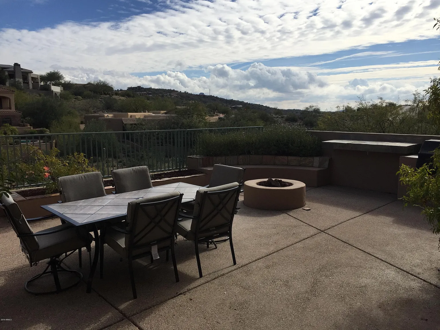 3 bed, 2.5 bath, 2439 sqft, $3,000 — Photo 3