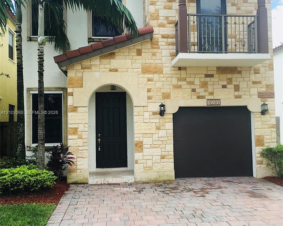 1st image of 10310 NW 70th Ter
