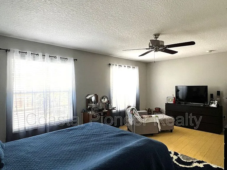 8848 Cameron Crest Dr — Photo 21