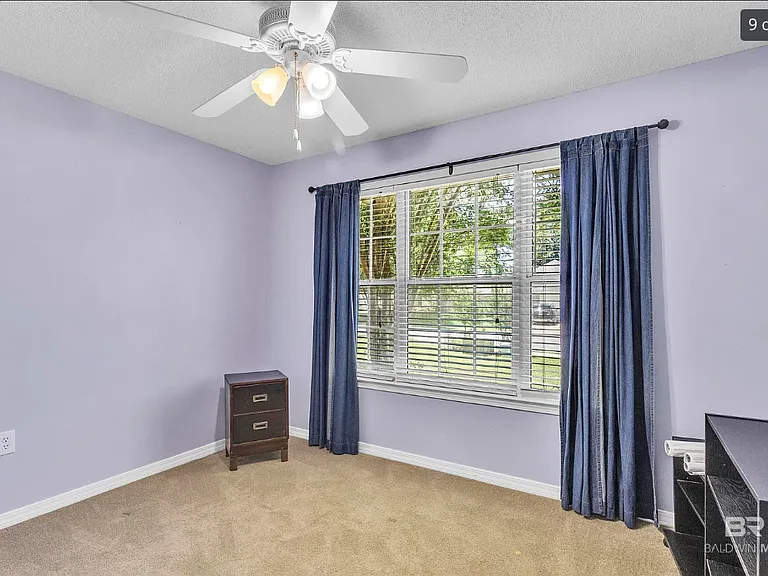 7613 Avery Ln — Photo 8