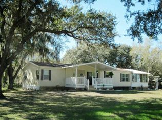 575 Landing Rd, Kenansville, FL 34739