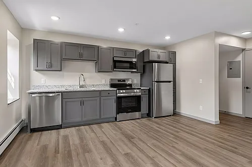 321 6th St E #7 Photo 1