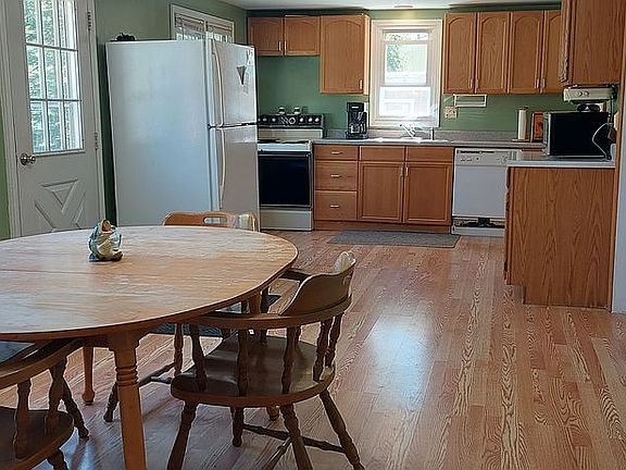 4th image of 10866 Johnston Blvd