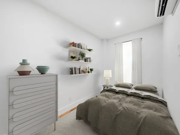 312 Manhattan Avenue image 1 of 5