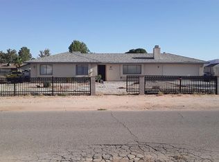 22242 Cholena Rd, Apple Valley, CA 92307