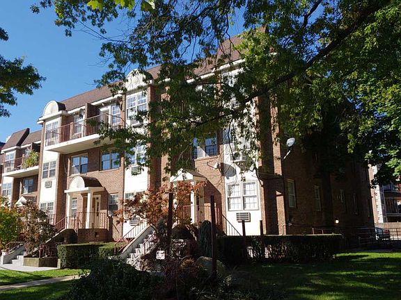 4th image of 17231 Highland Ave