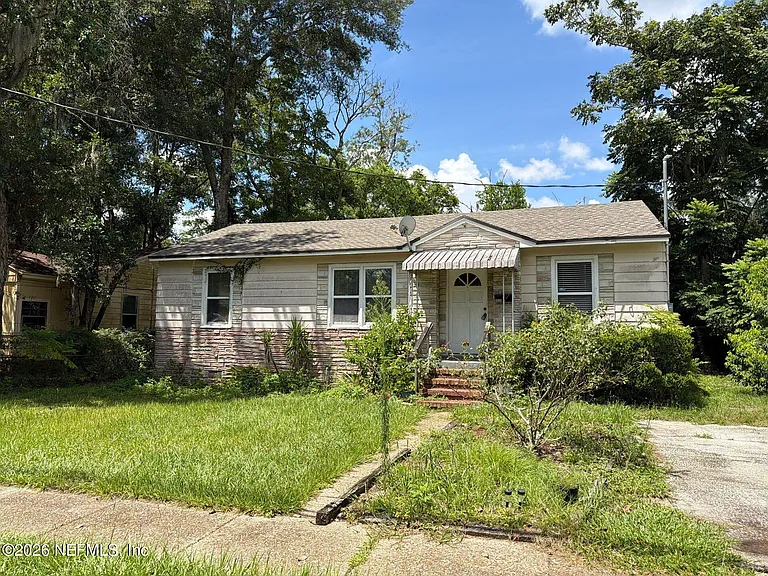 8028 Delaware Ave — Photo 4