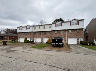 110 Yale Dr, Lower Burrell, PA 15068