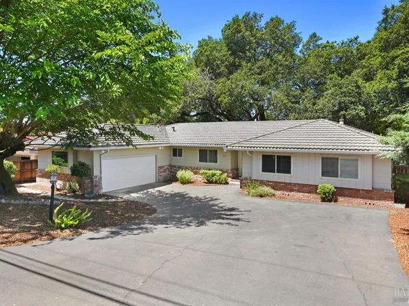 5263 Carriage Lane, Santa Rosa, CA 95403