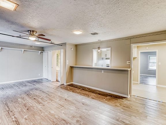5th image of 8614 Rockhill St
