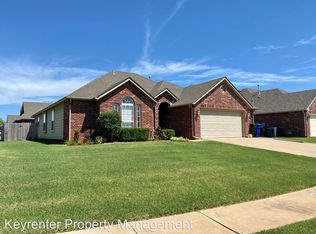 1712 W Durham St S, Broken Arrow, OK 74011