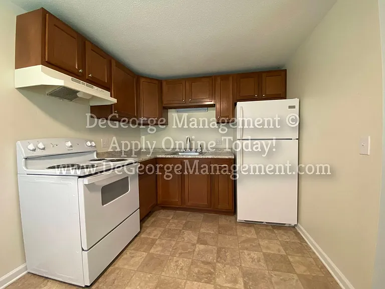 Walworth Garden Apartments — Photo 64