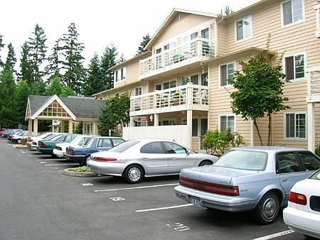1st image of 14520 NE 40th St