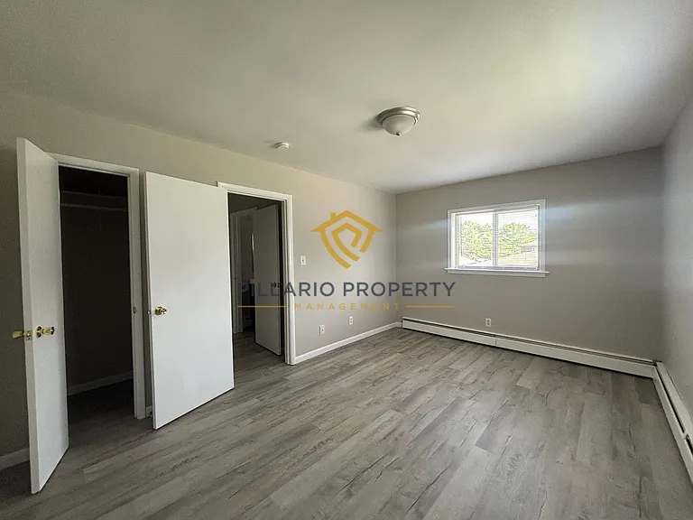 2345 Perkins Ave — Photo 6