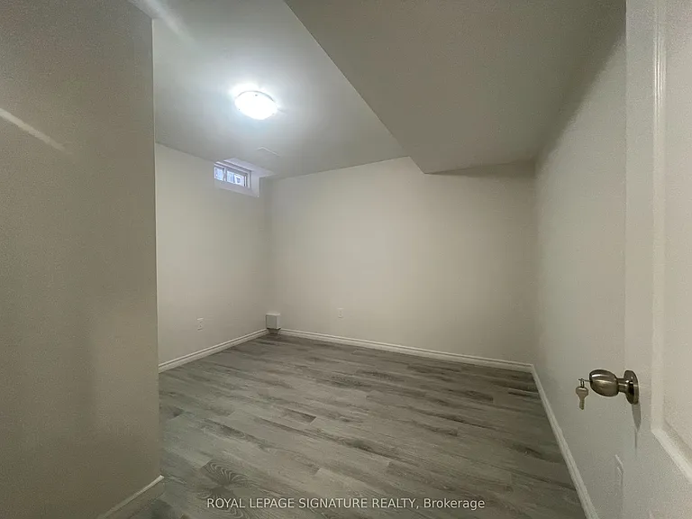 99 Convoy Cres #BASEMENT — Photo 6