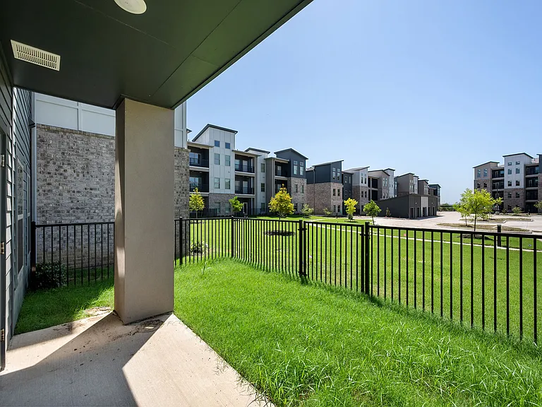 3751 Heritage Towne Blvd — Photo 20